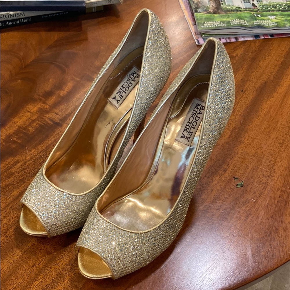Badgley Mischka Glittering Gold Peep-Toe Heels